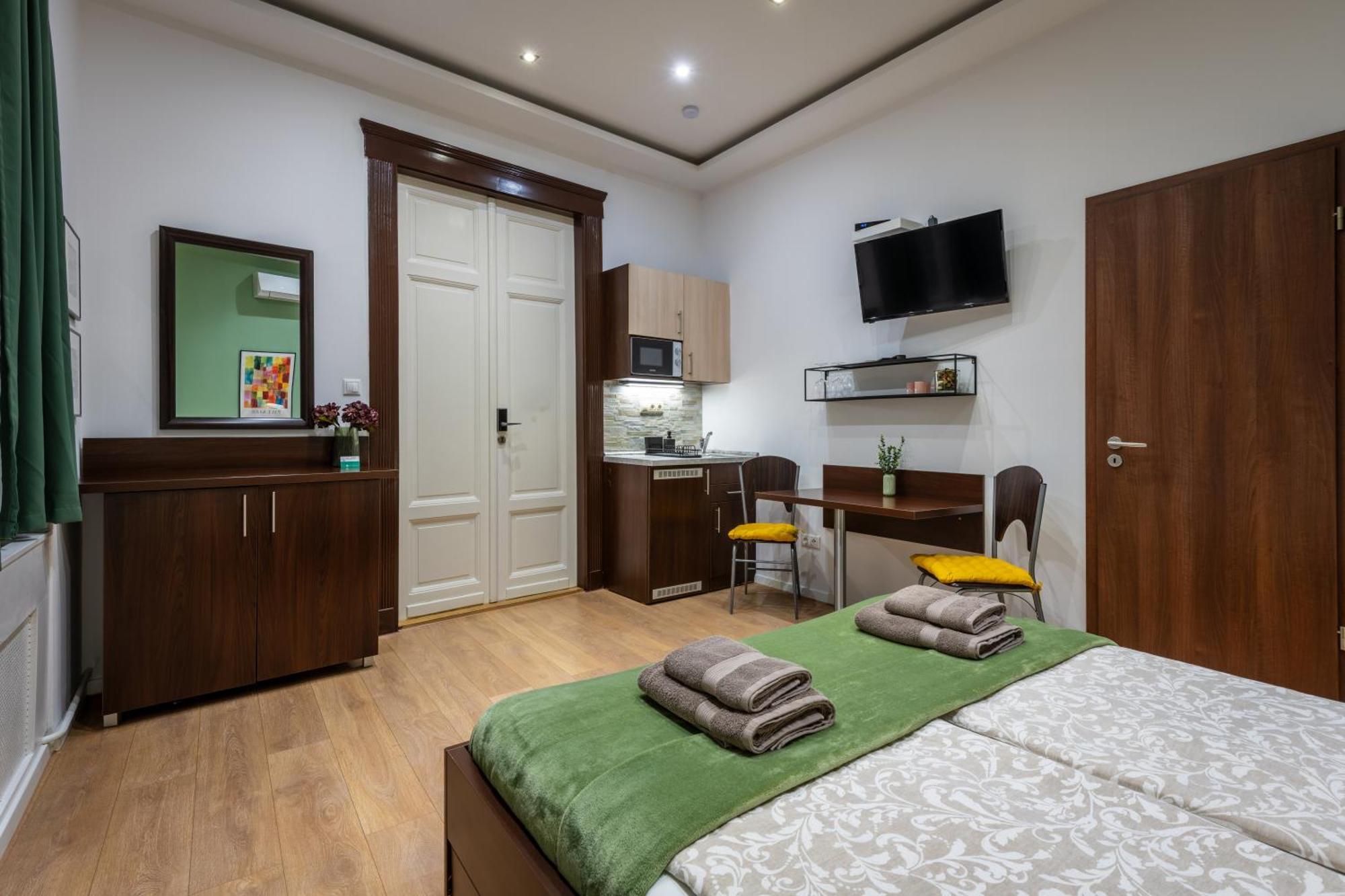 Budapest Holidays Apartments — Photos 1